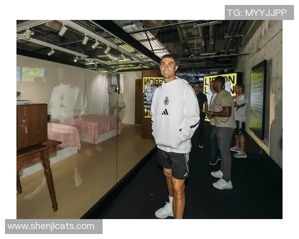 足球史上七号传奇：从贝利到C罗，伟大球星的辉煌征程